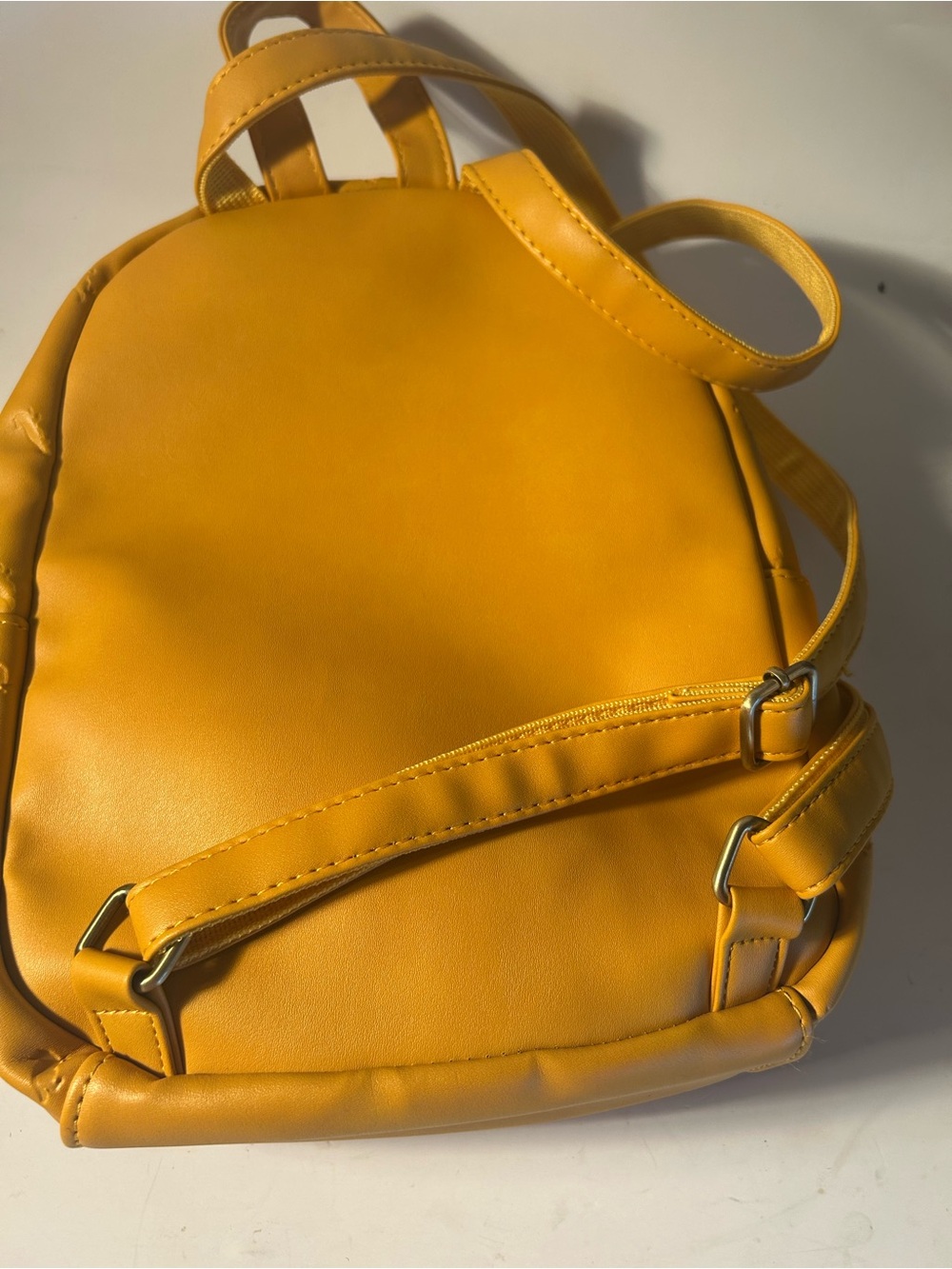 Hufflepuff Backpack - Picture 7 of 16